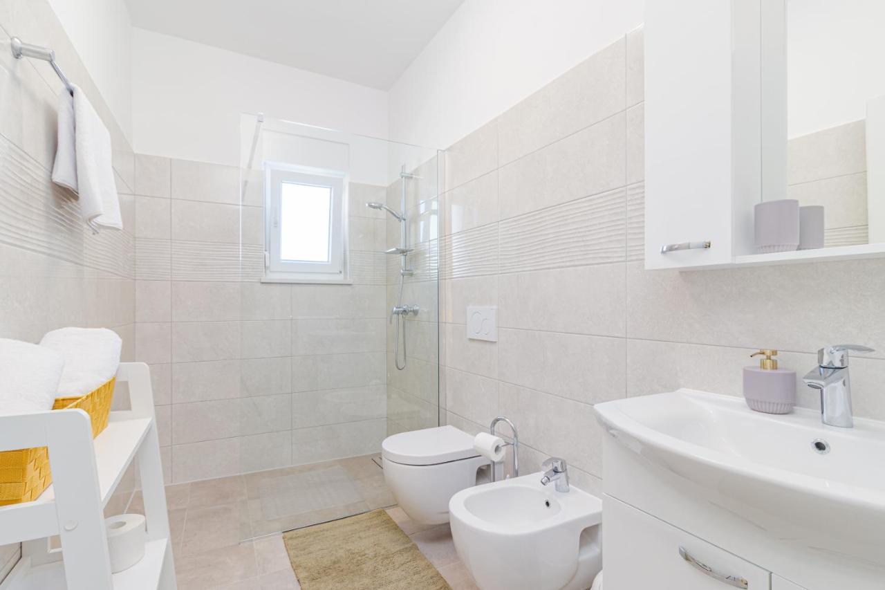 Apartments Mirjana Medulin 2 Exterior photo